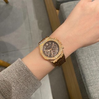 hugi center Đồng hồ nữ dây silicon hugi 605. Women Watch Đeo Tay phụ kiện thời trang