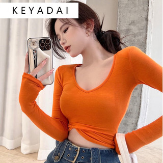 Áo thun COZOKC tay dài và hình dáng cổ chữ V mịn màng, phong cách thời trang gợi cảm