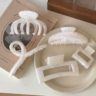 Kẹp tóc nữ Jelly White Shark Clip