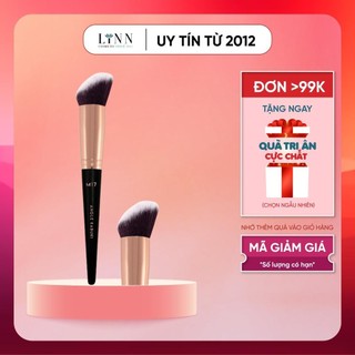 Cọ má - khối đầu xéo Vacosi Angled Kabuki Brush M17 giúp má hồng đều màu , tự nhiên , sắc nét