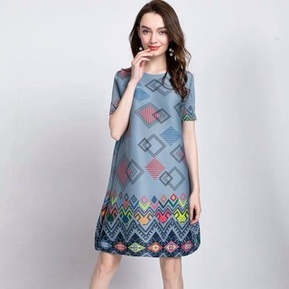Miyake Xếp Ly Màu Sắc Tương Phản Hình Học Ngắn Tay Mùa Hè 2024 Phong Cách Mới Sang Trọng Người Nổi Tiếng In Rời Kích Thước Lớn a-Line S