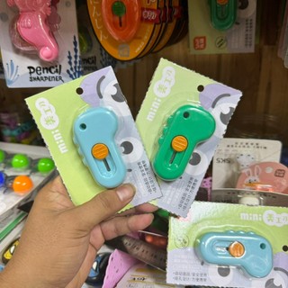 Dao rọc giấy mini shif no 8135