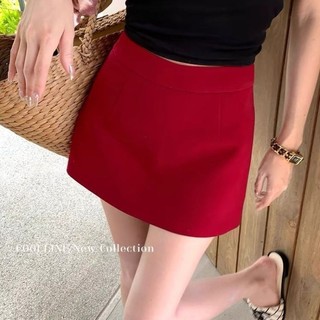 Phiên bản Hàn Quốc của váy cạp cao dáng ôm thời trang giản dị
