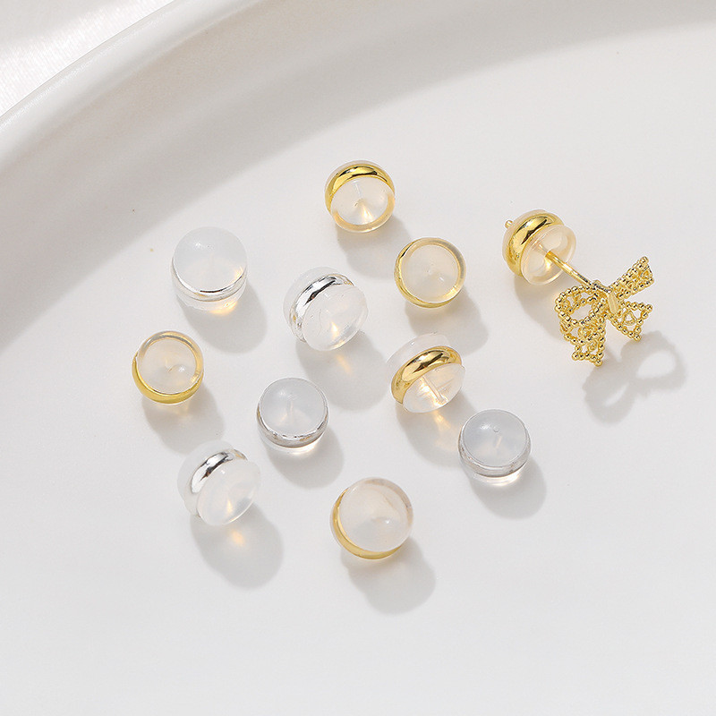 Phụ kiện trang sức handmade: Bông tai và plug lỗ tai làm từ silicon trong suốt mạ 14K vàng