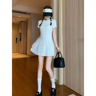 C & M Tính khí mùa hè Đan Ve áo một ngực mỏng vừa vặn Váy Mini xếp li