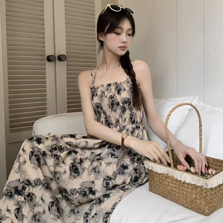 Váy 2 dây Váy trễ vai Váy body dáng dài Váy đi biển Váy cottagecore Đầm Nghỉ Trà Mùa Hè 2024 Phong Cách Mới Sling Ôm Hơn Nhìn Cao Cấp Tính Khí Váy Dài Hoa