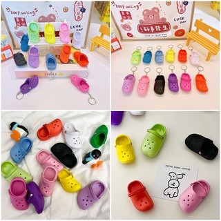 Hoạt Hình Dép Móc Khóa Sáng Tạo Lỗ Mini Giày Móc Khóa Túi Học Sinh Dễ Thương Mặt Dây Chuyền Quà Tặng Vật Dụng Trang Trí