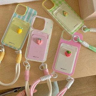 Hộp Đựng Thẻ Mới Sáng Tạo Vui Vẻ Mùa Hè Quả Ba Chiều Có Dây Đeo Cổ Tay Thích Hợp Cho Apple 15promax Vỏ Điện Thoại Apple 14 13 12 11 XSmax XR 8plus 7 Vỏ Bảo Vệ Chống Sốc Bao Gồm Tất Cả