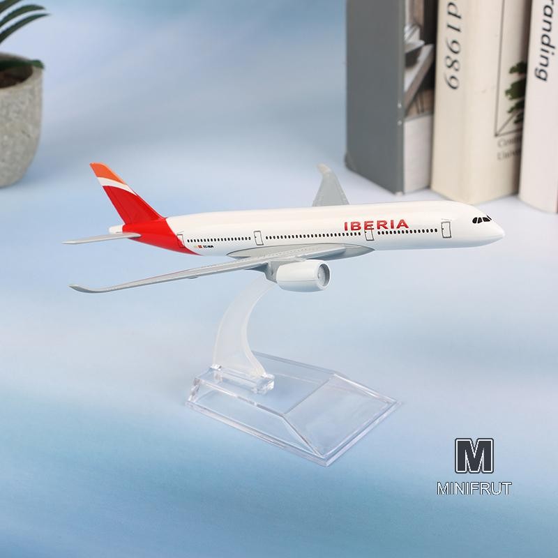 Minifrut] 16CM Iberia 330 Hợp Kim Máy Bay Mô Hình Tỉ Lệ 1: 400 Kim Loại Máy Bay Bản Sao Diecast Máy 