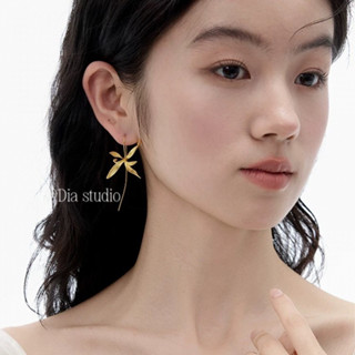 Móc tai hình cánh hoa Iris mới, thời trang đa năng, thiết kế cao cấp