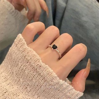 Nhẫn xoắn hình trái tim Zircon màu đen Thiết kế thích hợp thời trang độc đáo