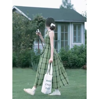Mùa Hè Phong Cách Mới Màu Xanh Lá Cây Kẻ Sọc Váy Nhỏ Màu Xanh Lá Cây Độc Quyền