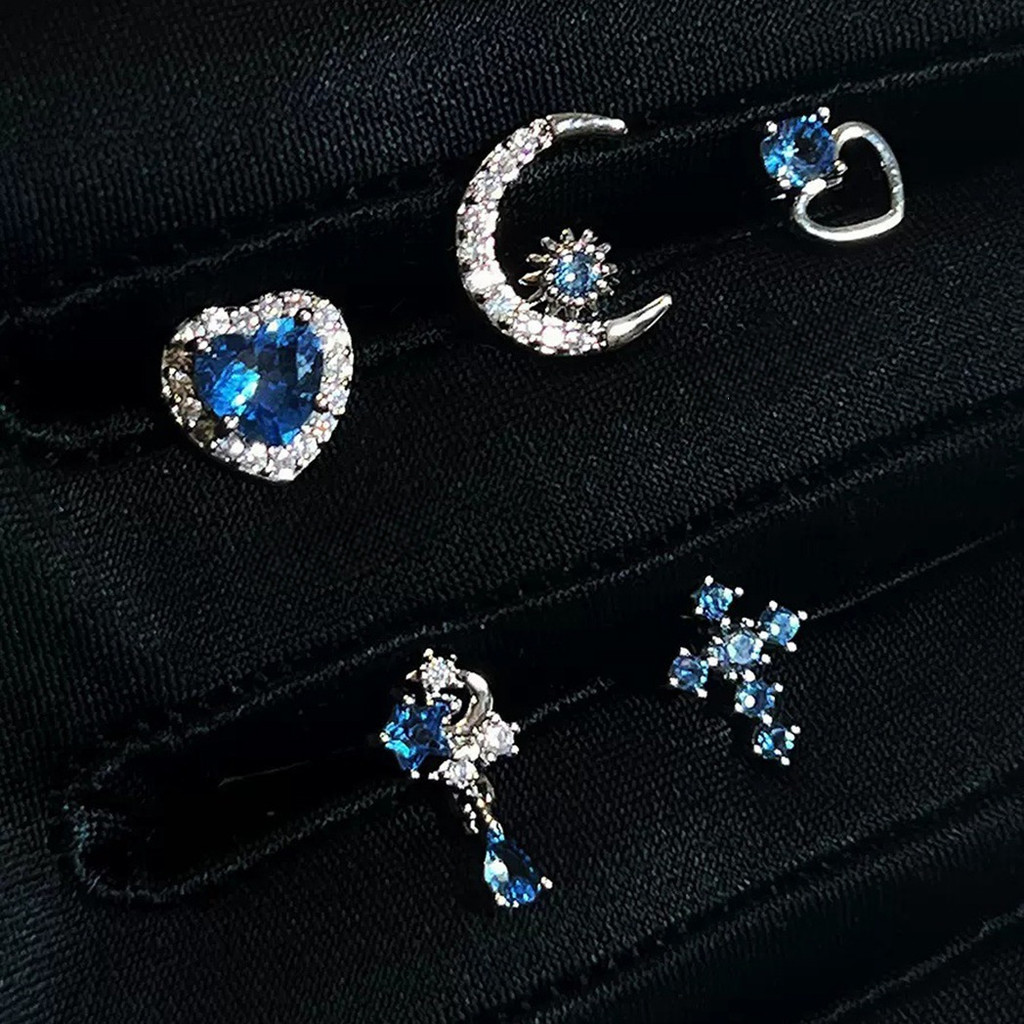 1 Bông tai hình trái tim mặt trăng pha lê Hàn Quốc dành cho nữ