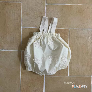 Áo liền quần bé gái Sling Áo liền quần màu trắng hoa 0-24 tháng