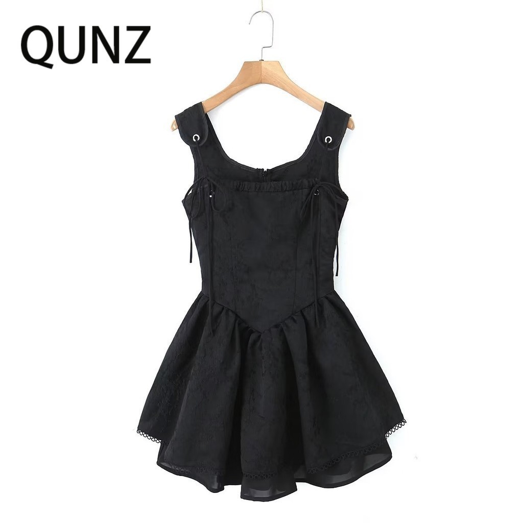 Đầm Jacquard mỏng thời trang Qunz 9310