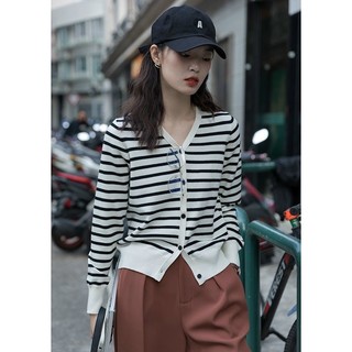 Áo Sơ Mi Thun Gân Sọc Ngang Cổ Chữ V Gài Nút - Tay Dài Thanh Lịch TTMC0124 
