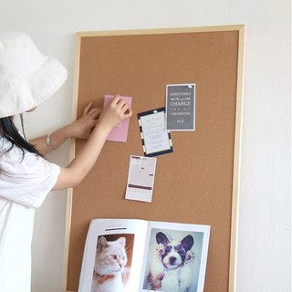 Bảng ghim bần viền gỗ tự nhiên size 60x90cm