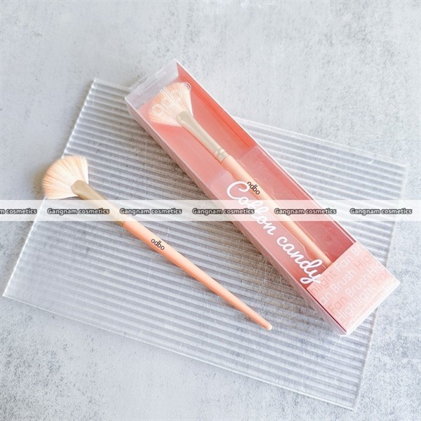 Cọ đánh tạo khối odbo cotton candy higlight