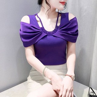 MIOU Áo thun cổ chữ V tay ngắn xù màu tím mùa hè 2025 mới gợi cảm lệch vai áo thun cổ chữ V