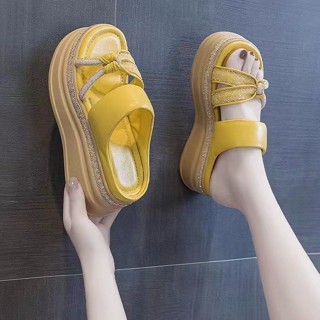 Influencer Kim Cương Giả Nêm Gót Chân Dép Nữ Mùa Hè 2024 Phong Cách Mới Nhỏ Đế Dày Cao Đế Đế Đế Đế Đế Nhẹ Dép