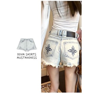 Retro thêu frayed hem denim quần short nữ 2024 mới cao cấp