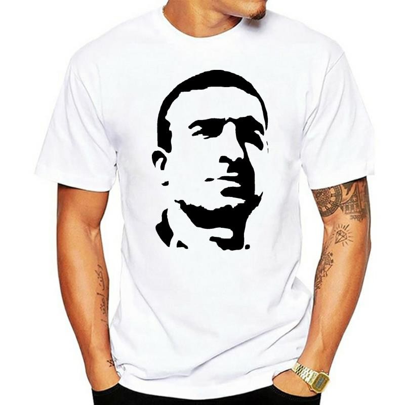 Áo nam Eric Cantona màu đen trên áo thun đỏ Áo nam