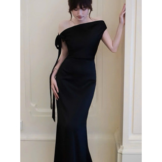 Đầm Lụa Dự Tiệc Trễ Vai Phối Nơ Lệch Vai Lụa Hàn SC684 Váy Lụa Đầm Dự Tiệc Cưới Lệch Vai Dây Thắt