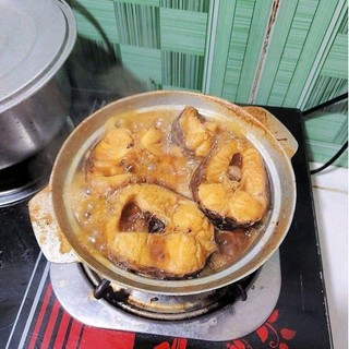 COMBO 2 NỒI GANG KHO CÁ, KHO THỊT