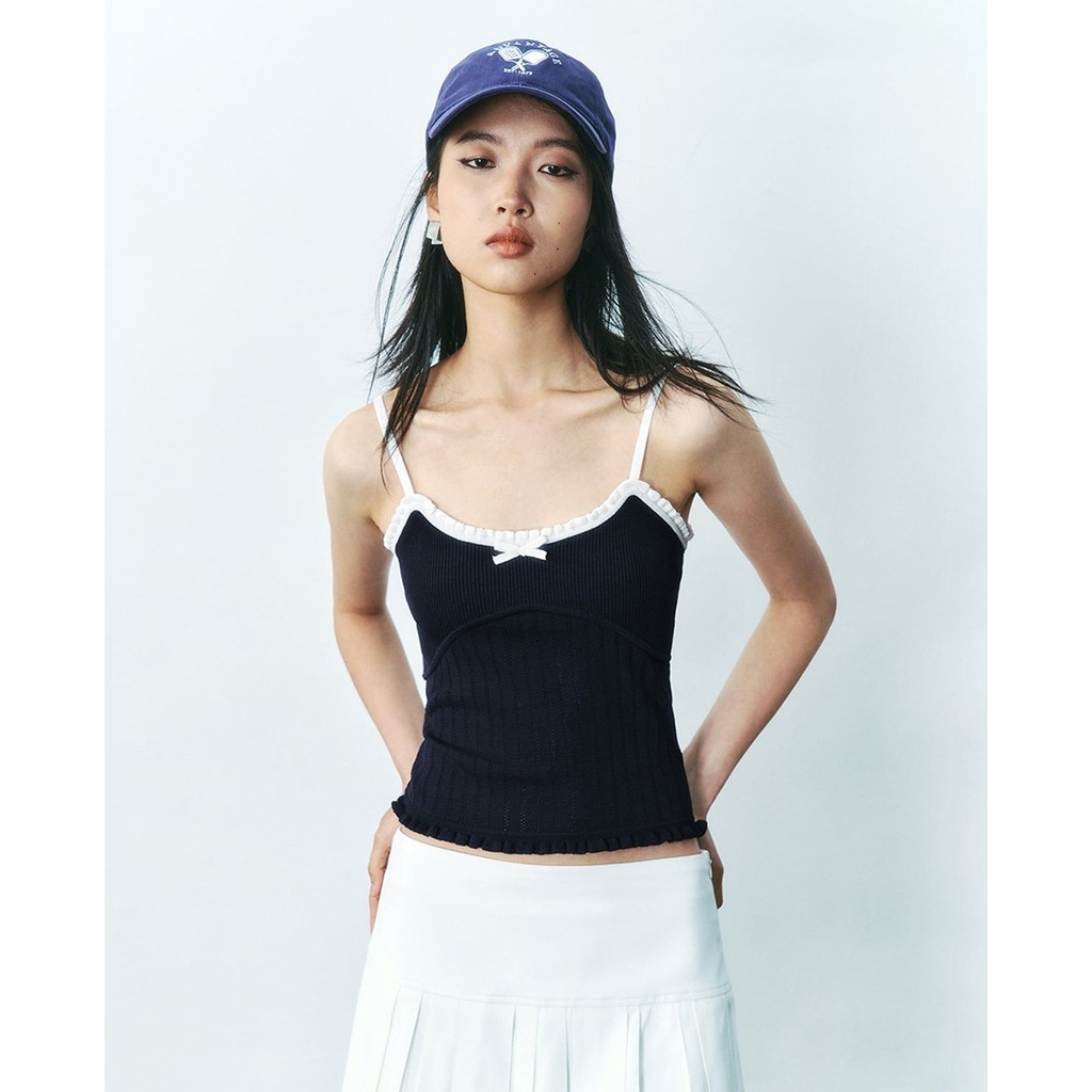 URBAN REVIVO - Áo hai dây nữ dệt kim phom ôm UYU950112-L8A