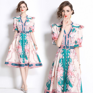 Đầm in hình cổ đứng phong cách cung điện thời trang