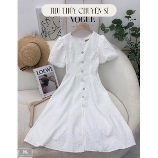 Váy gấm xốp Trắng cổ V chạy cúc tay bông