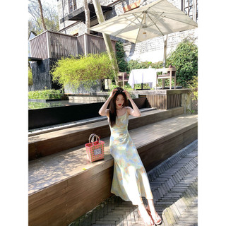 Váy 2 dây Váy trễ vai Váy đi biển Váy cottagecore Đầm dài Pháp Retro Hoa Không Tay Sling Đầm Nữ Xuân Hè Phong Cách Mới Váy Dài Ôm