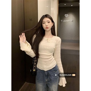 Áo Phông Mềm Tay Loe Mẫu Ngắn Phối Bên Trong Tôn Dáng Phong Cách Nhẹ Nhàng Mùa Xuân Cho Nữ