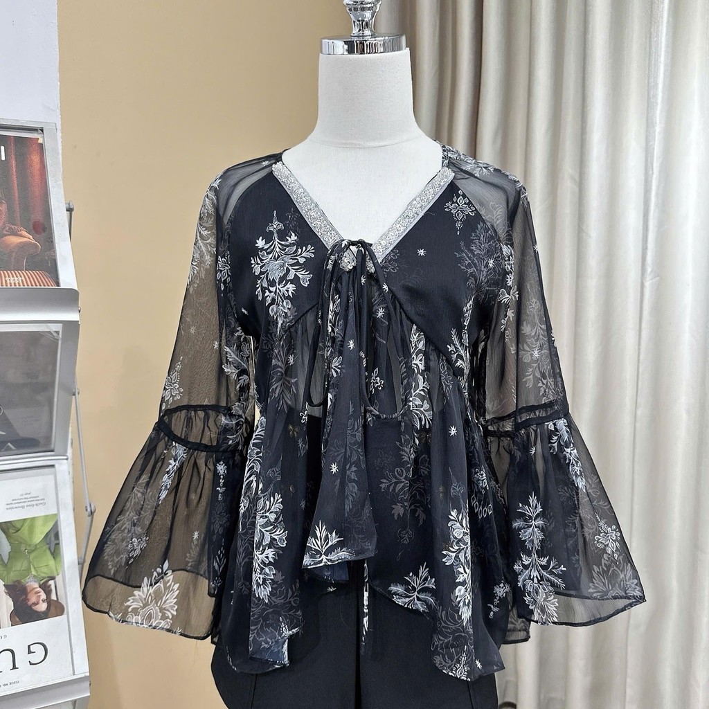 Áo tơ babydoll tay loe cổ viền đá - A2722 Kymie