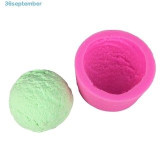 Khuôn silicone tạo hình làm bánh hình cầu đáng yêu