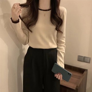 Áo thun dài tay ôm sát màu tương phản cổ tròn áo mặc lót nữ áo mỏng mùa thu mới