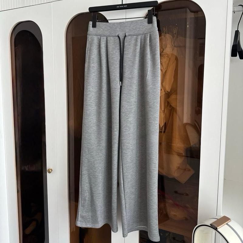 [ Q8 NEW ARRIVAL 2025 ] Quần Loe Basic Quốc Dân Bản Lưng Cao Hách Chân Dáng Hàn   95cm-105 cm | BigBuy360 - bigbuy360.vn