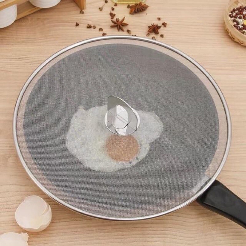 Lưới Đậy Chảo Chống Văng Dầu Mỡ inox cao cấp sáng bóng, không rỉ, lưới nhiễn ( Núm tay cầm ở giữa )