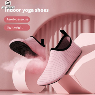 [Enlee] Giày tập thể dục trong nhà, đế mềm gia đình nữ, nhẹ và chống trượt, bài tập aerobic tại nhà, giày tập yoga, giày tập khiêu vũ toàn diện cụ thể