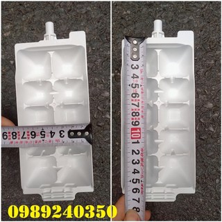 Khay đá rơi tủ lạnh Sharp inverter, side by side mới chính hãng