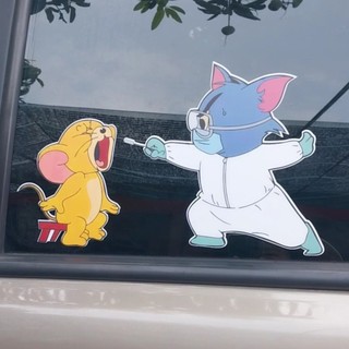 Decan dán xe Tom&Jerry tiêm vacxin