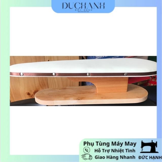 Ngựa ủi quần áo đế gỗ