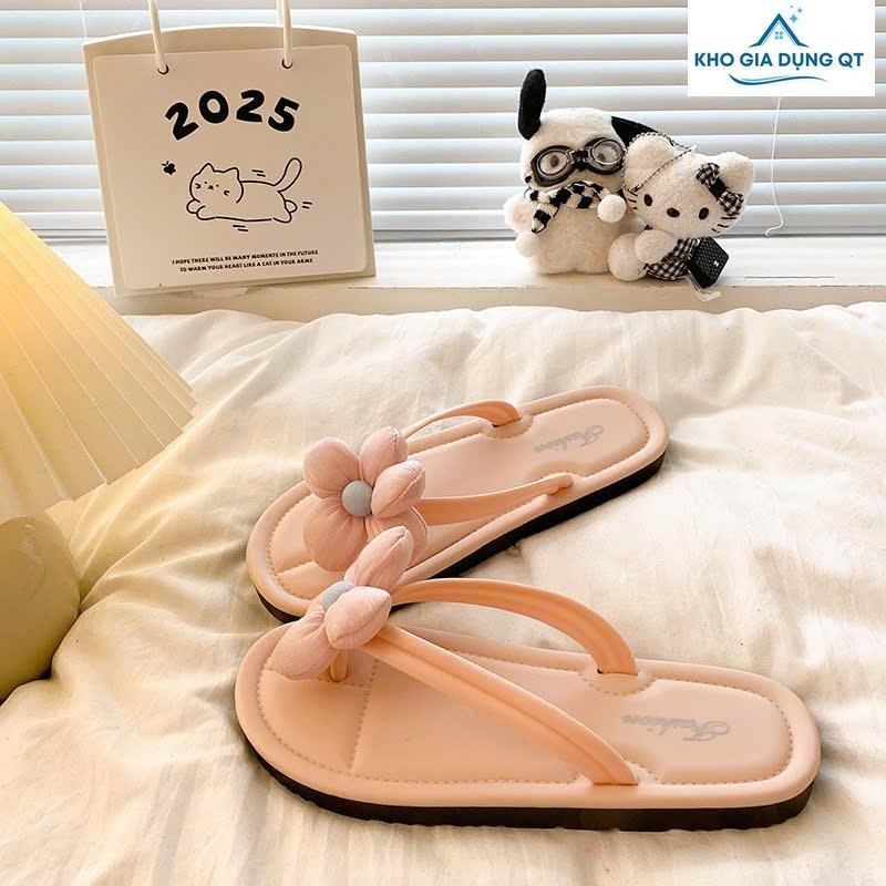Dép Xỏ Ngón Đính (Hoa) Dép Tông Đi Biển Đế Đặc Đúc Nguyên Khối Mềm Dẻo Êm Chân (33545GDQT)
