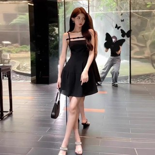 Váy Liền Mùa Hè Hai Dây Màu Đen Chít Eo Tôn Dáng Thon Gọn Phong Cách Trẻ Trung Thanh Lịch Cho Nữ