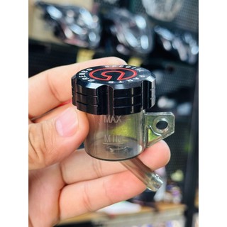 Bình dầu khói Brcmbo kiểu dáng nhỏ gọn gắn mọi loại xe , thấy dầu dễ dàng hàng cực đẹp . DoChoiXeMay