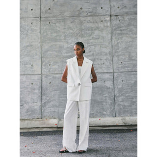   UP TO 25%  Áo Vest Linen Không Tay Quần Linen Dáng Xuông - CHIMINAI TOP + BERYL PANT - U5BW250505 + Y4WW250305 