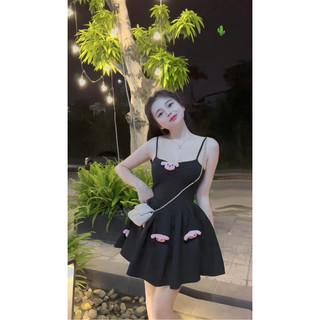 đầm 2 dây xoè ngắn chất kate có mút đính nhiều gấu về 2 màu trắng, đen cực xinh  alohashop91