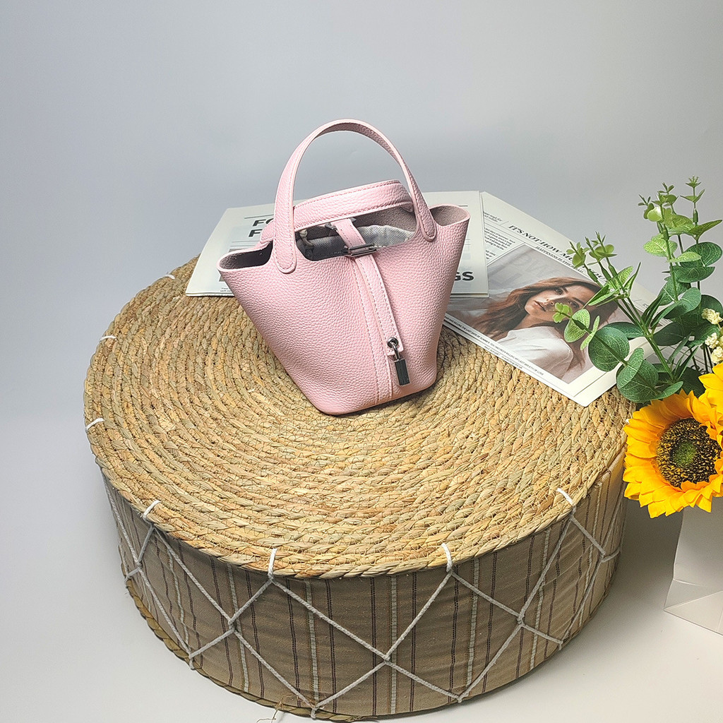 2025New First Layer Cowhide mini Leather Small Handbag Mini High-End Bucket Bag for Women LBIO