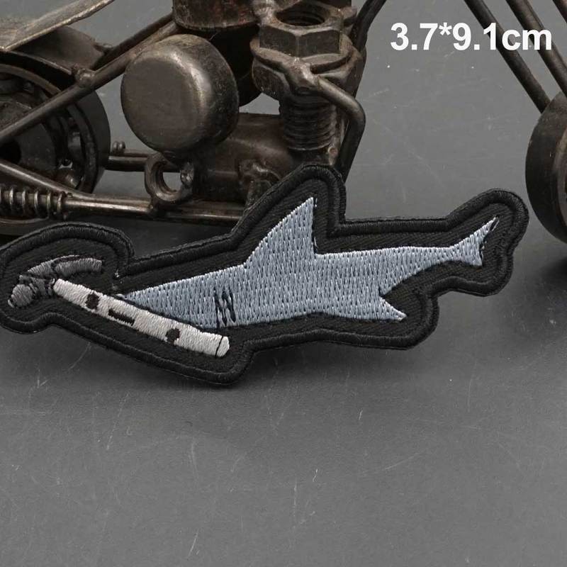 AE12 Shark Hammer Phim hoạt hình thêu Velcro