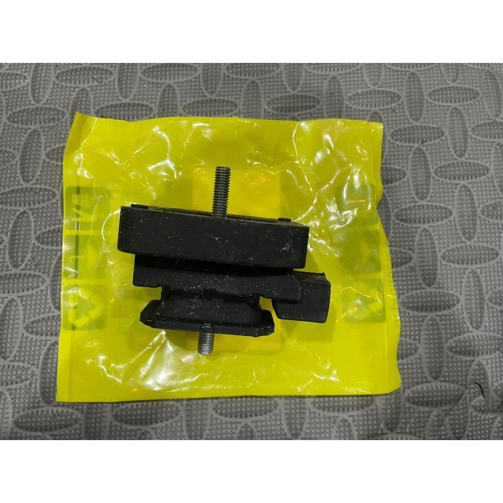 Cao su chân số BMW 520i, 523i, 525i, 520i E60, E61 -  22316771741, 22316761093 - Hàng: Wokavier, Bem